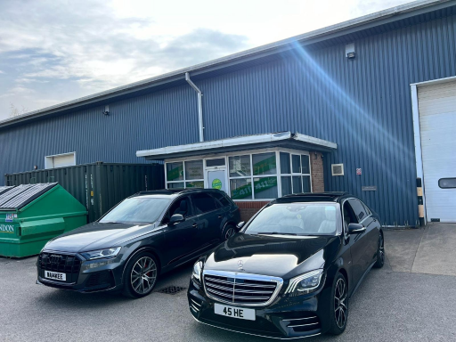 A1 Cars Banbury Taxi Services 17 Medium